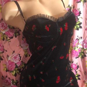 Betsey Johnson black rose velvet rockabilly dress
